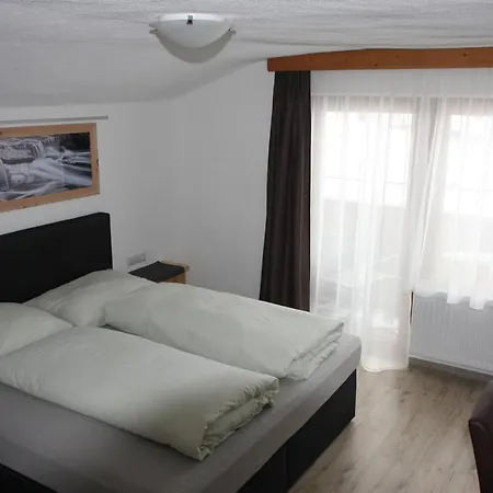 Δωμάτια σε οικογενειακή κατοικία Haus Eckhart Kaunertal